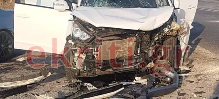 Σφοδρή σύγκρουση ΙΧ στην Κρήτη- Εξι τραυματίες, ανάμεσά τους και παιδιά (εικόνες)